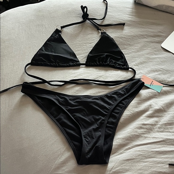 Bikini bundle - Picture 5 of 5